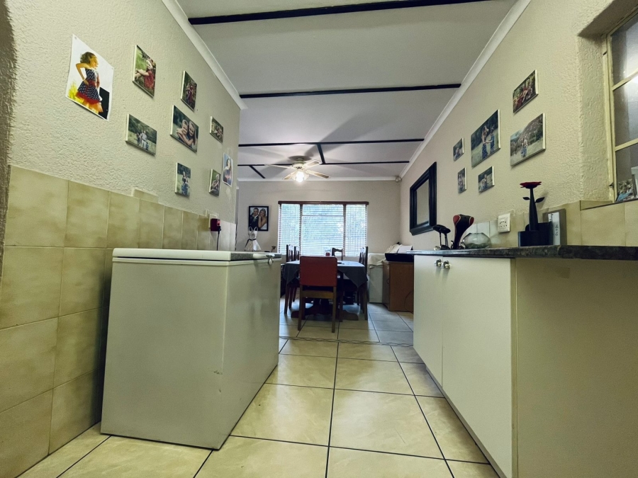 3 Bedroom Property for Sale in Protea Park North West